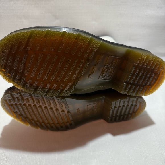 NIB Dr. Martens 1460 W Smooth white lace up boots Size: 5 - Picture 4 of 6